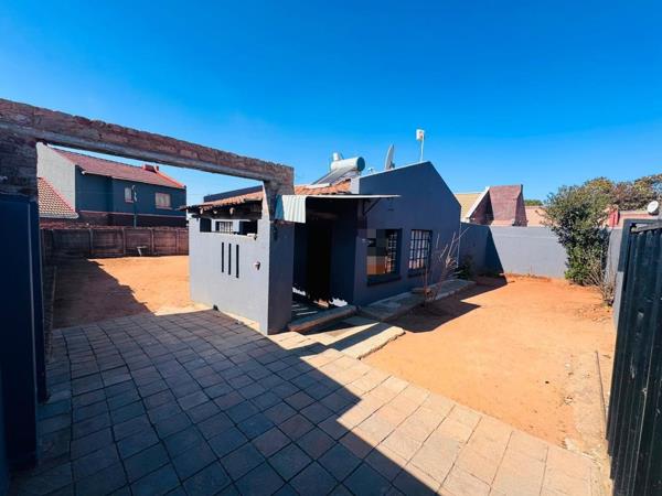 2 Bedroom House