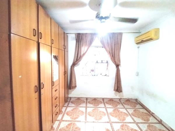 1 Bedroom House