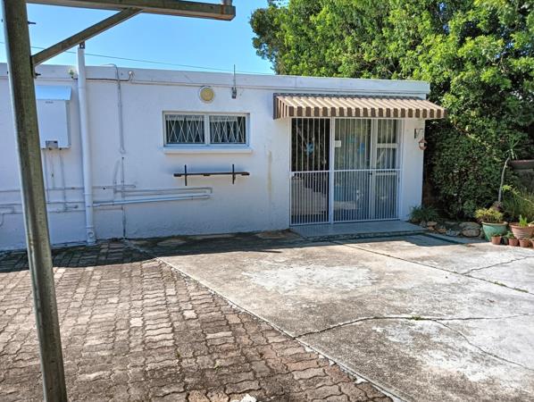 1 Bedroom Garden Cottage