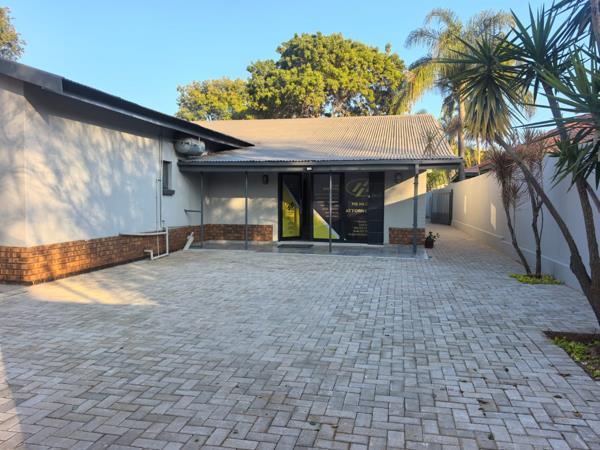 1 800 m² Commercial space