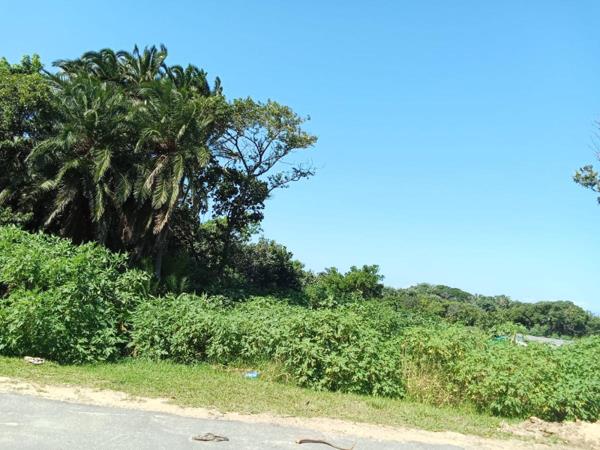 1 047 m² Land