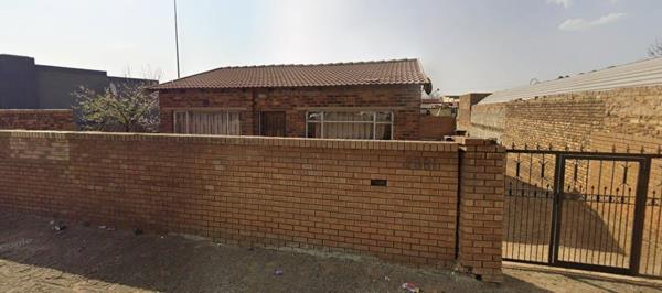 2 Bedroom House