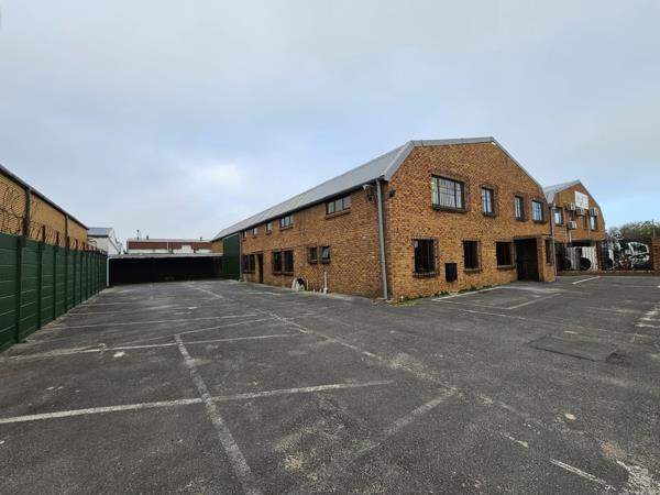 629 m² Industrial space
