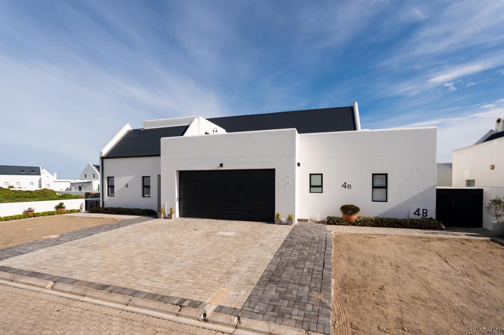 6 Bedroom House