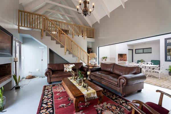 6 Bedroom House