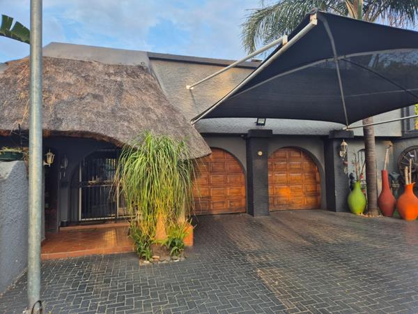 6 Bedroom House
