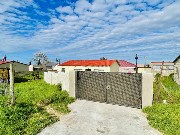 2 Bedroom House