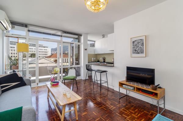 Studio Apartment