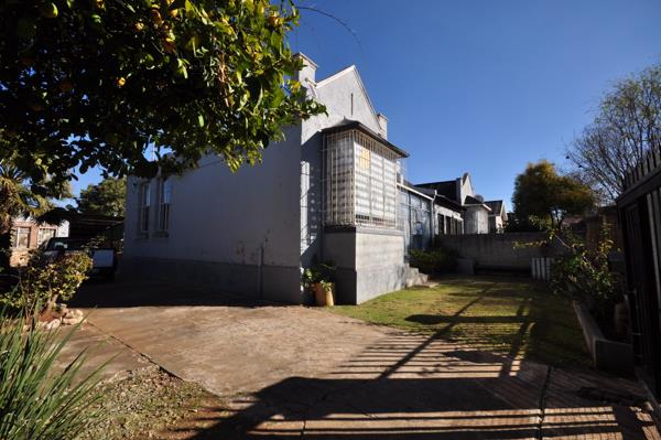 2 Bedroom House