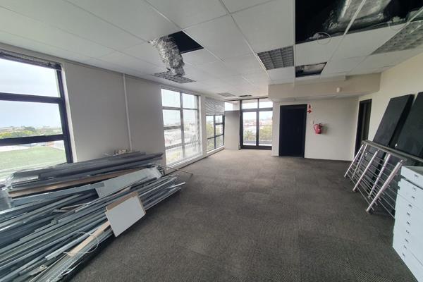 399 m² Office Space