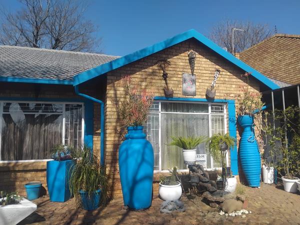 2 Bedroom House
