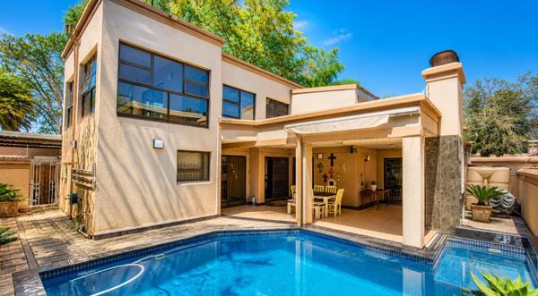 4 Bedroom Townhouse
