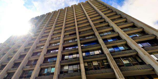 1 100 m² Commercial space