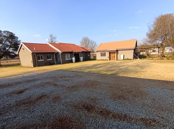 1.4 ha Land