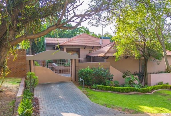 6 Bedroom House