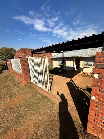 2 Bedroom House