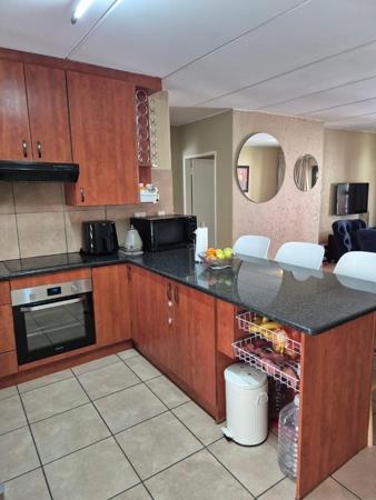 2 Bedroom Townhouse