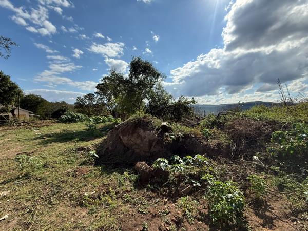 1 040 m² Land