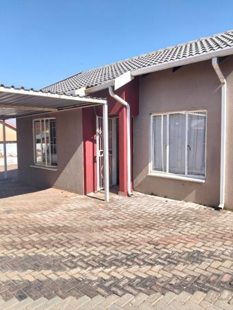 2 Bedroom House