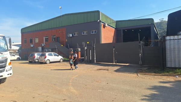 1 034 m² Industrial space