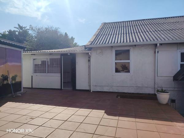 1 Bedroom Garden Cottage