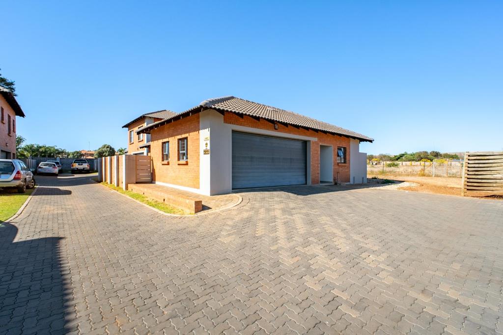 3 Bedroom Townhouse