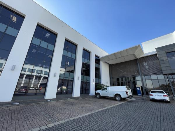 330 m² Commercial space