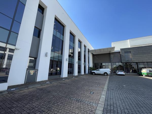 304 m² Commercial space