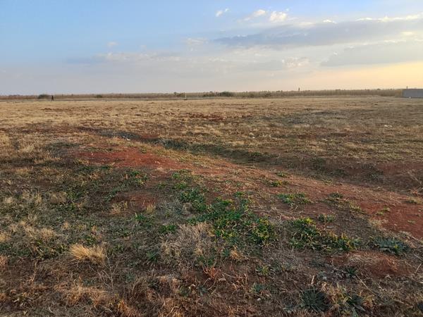 2 930 m² Land