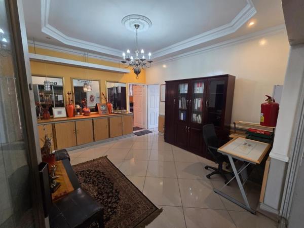 110 m² Office Space