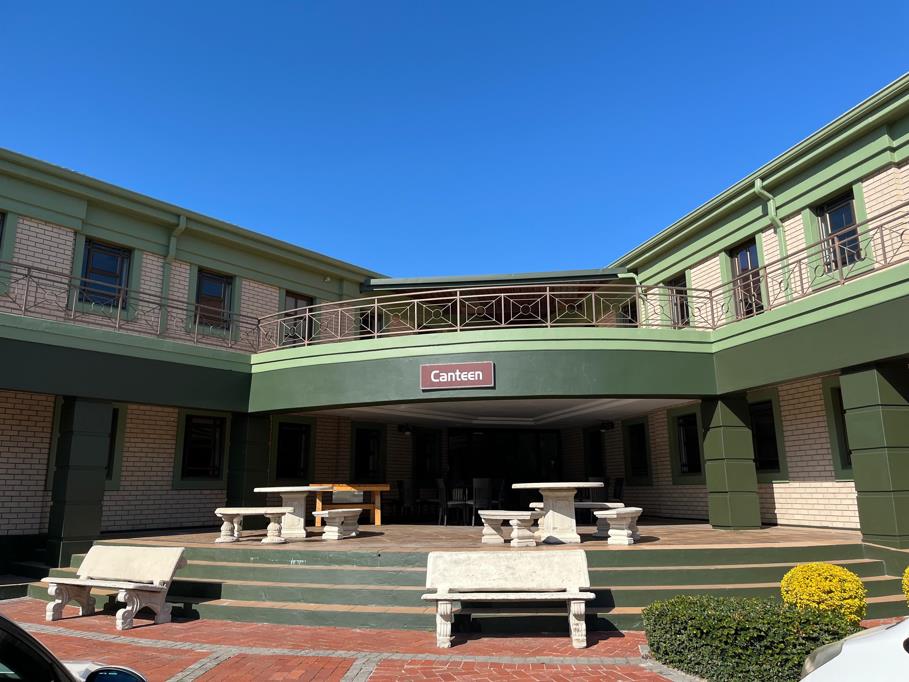 282 m² Commercial space