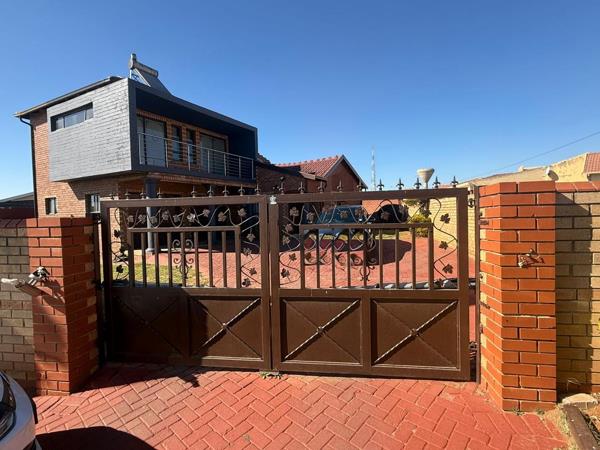 4 Bedroom House