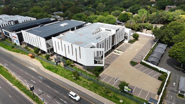2 592 m² Commercial space