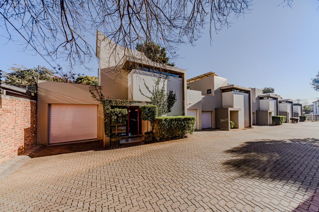 2 Bedroom Duplex