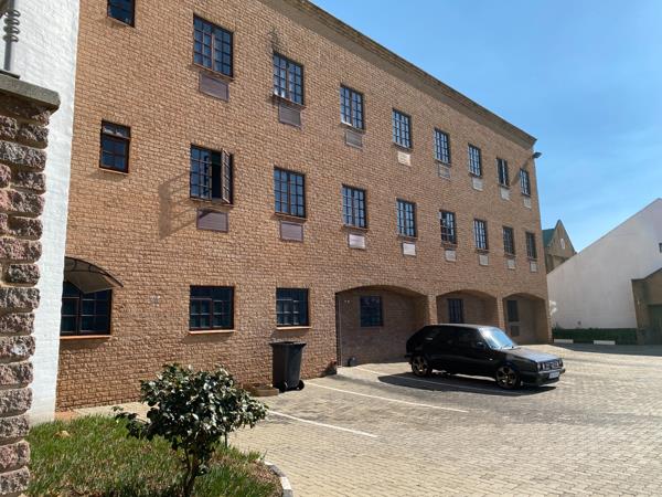 7 955 m² Industrial space
