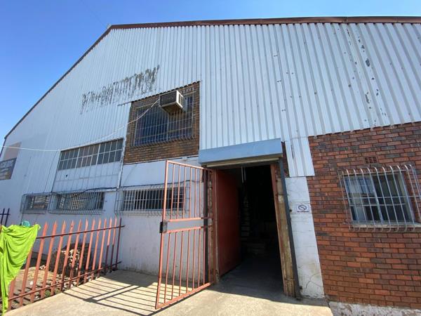 684 m² Industrial space