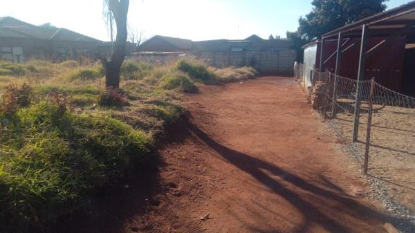 384 m² Land