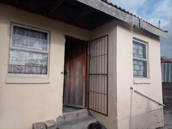 2 Bedroom House