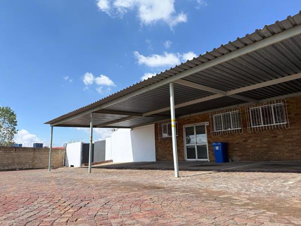 330 m² Industrial space