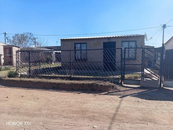 2 Bedroom House