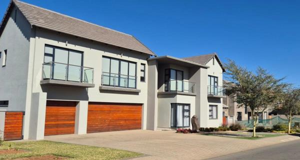 6 Bedroom House