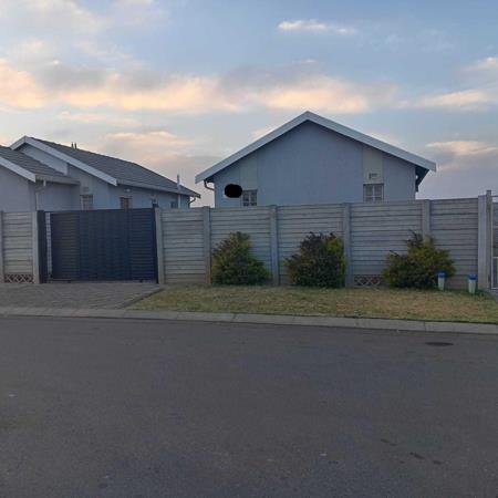 2 Bedroom House