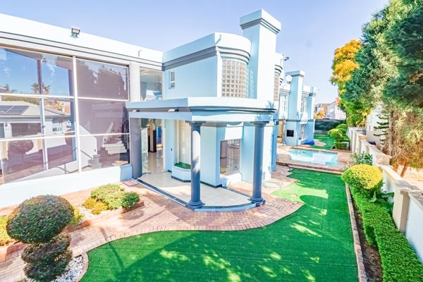 6 Bedroom House