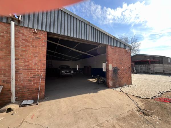 230 m² Commercial space