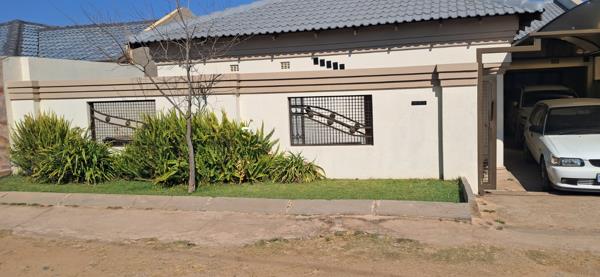 5 Bedroom House