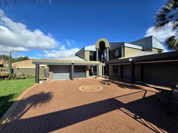 5 Bedroom House