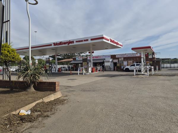 50 m² Retail Space