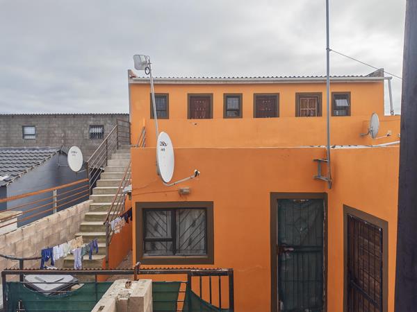 9 Bedroom House