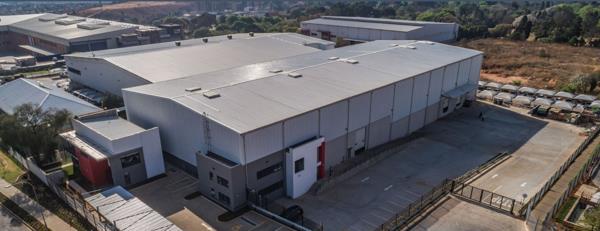 3 280 m² Industrial space