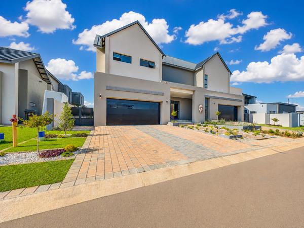 6 Bedroom House